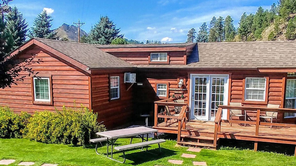 Hill City Cabin | Mountain Goat Gulch Vacation Cabin at Creekside-In the Black Hills