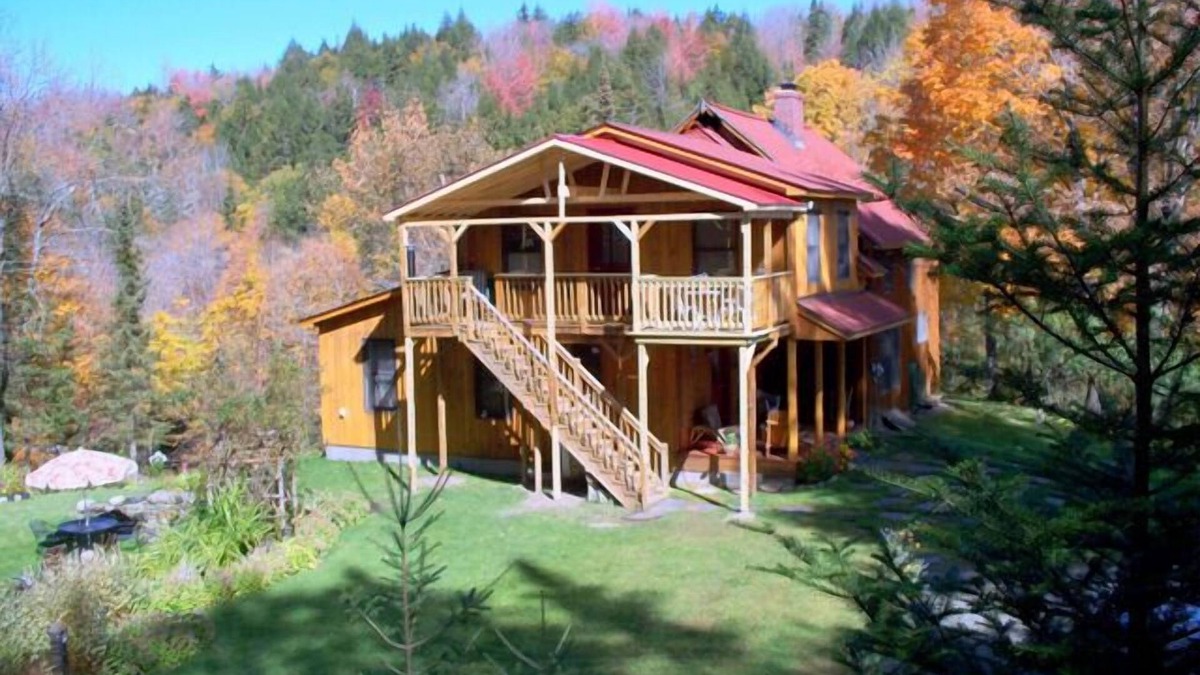 Northfield House | Mountain Home On 75 Acres With Brooks & Waterfalls In Cent