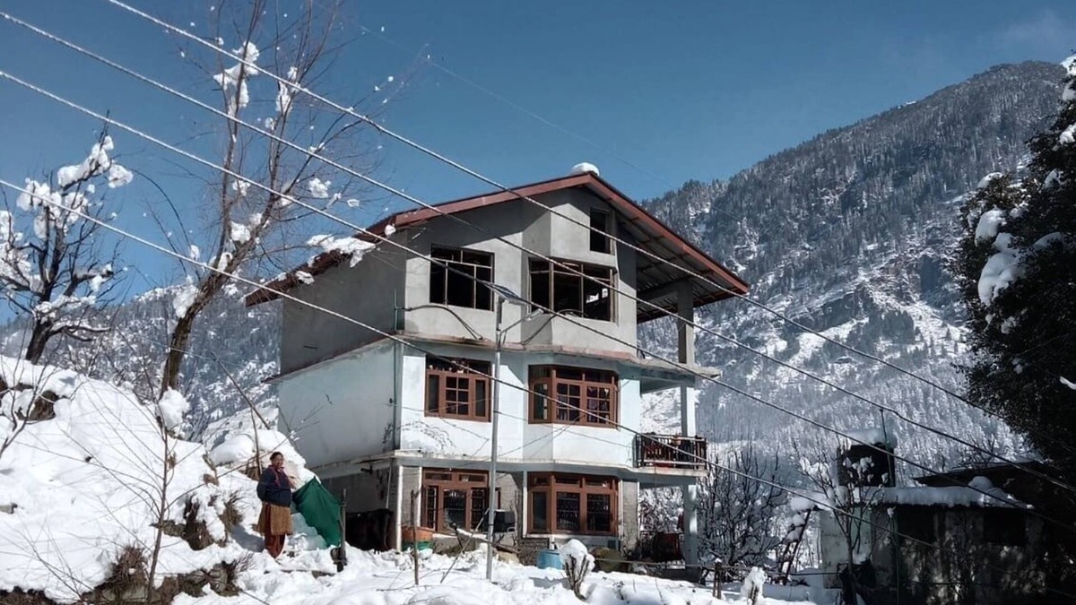 Manali Bed & Breakfast | Mountain Homestay within Apple Orchards(pet friendly)