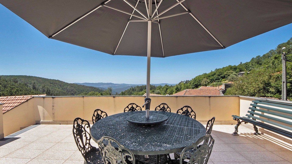 Arouca House | Mountain House 'Aroucanatur' with Wi-Fi and Air Conditioning