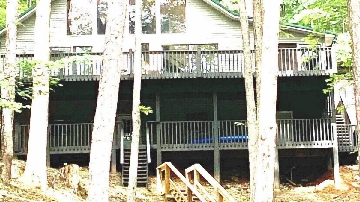 Unaka House | MOUNTAIN HOUSE ON THE LAKE - Lagniappe on the lake