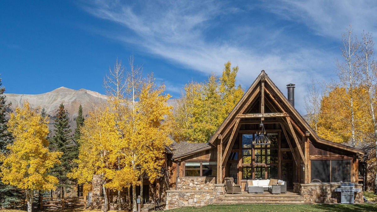 Timber Ridge Villa | Mountain House by Exceptional Stays