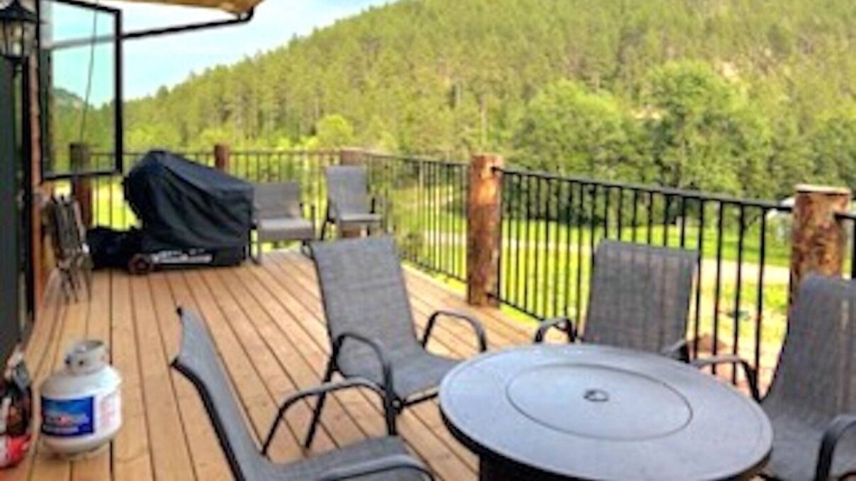 Spearfish House | Mountain Luxury 10 minutes from Downtown Spearfish