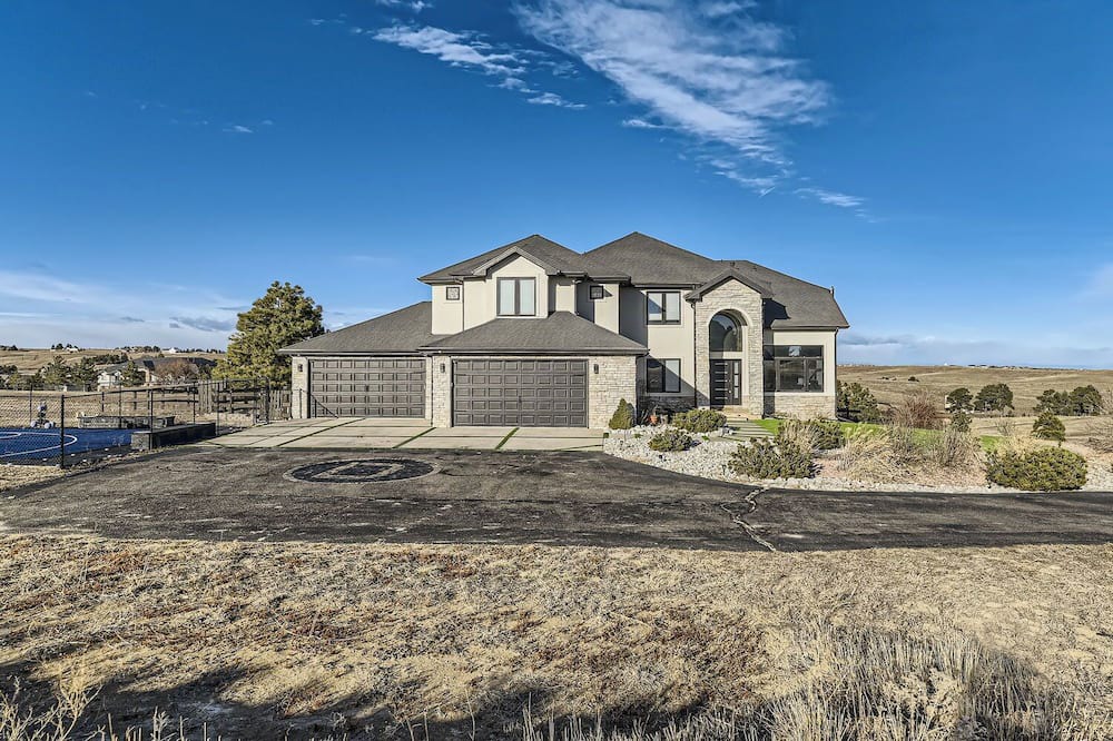 Parker House | Mountain Top Mansion w/Bar, B-ball Court, Hot Tub