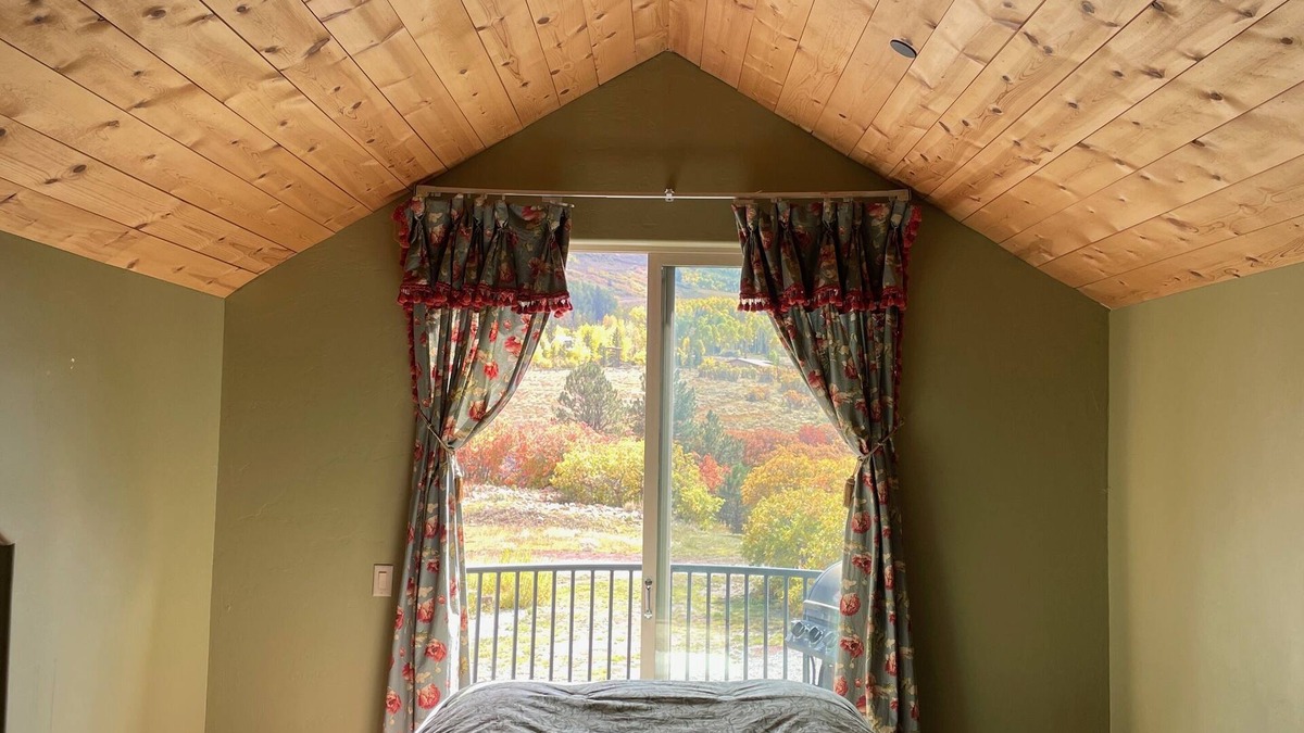 Placerville Apartment | Mountain View Apartment