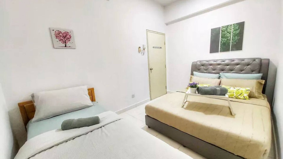 Puchong Apartment | Mountain view Apt perfect for big group @SetiaWalkn