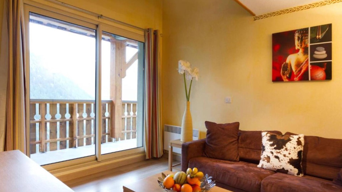 Isola Apartment | Mountain view at Isola 2000! #218