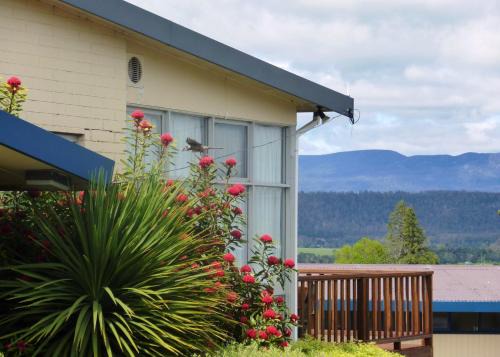 Deloraine Hotel | Mountain View Country Inn