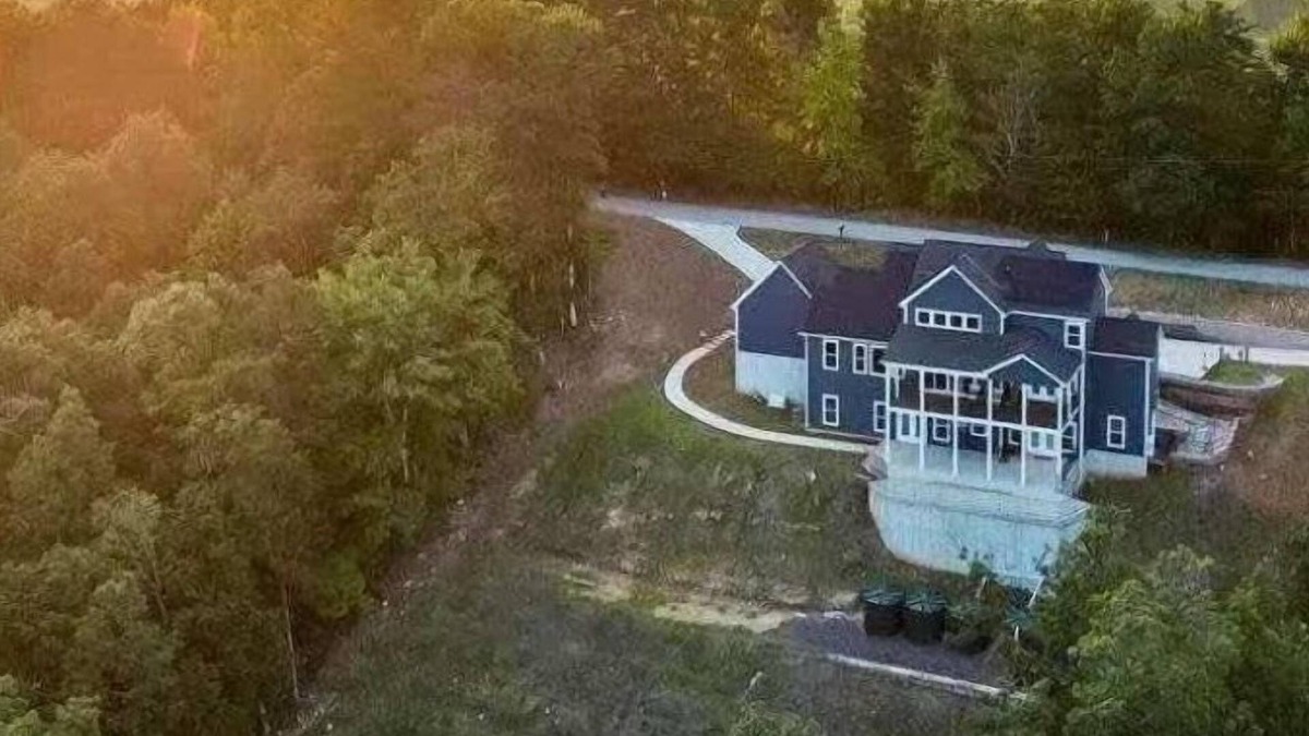 Tigerville House | Mountain View Escape