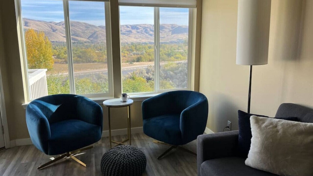 Southeast Boise Condo | Mountain View Memories: Million $ Views