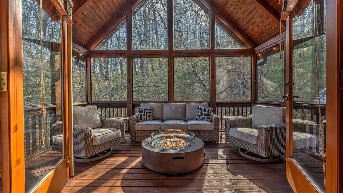 Aska Cabin | Mountain View near Toccoa River