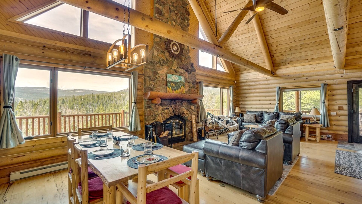 Crystal Lake Cabin | Mountain-View Front Range Colorado Vacation Rental