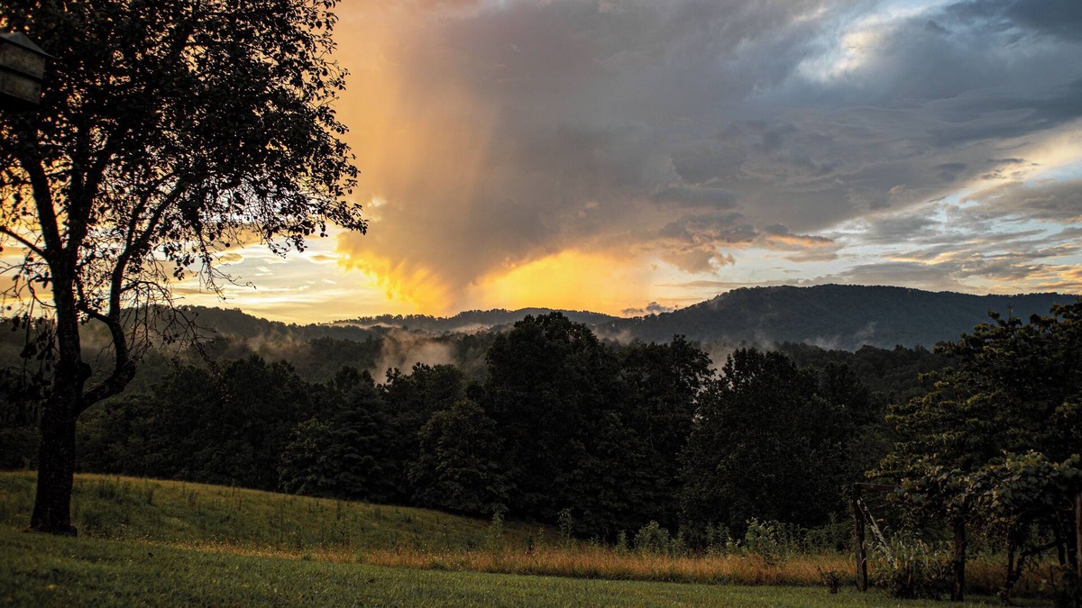 Micaville House | Mountain Views + River Access on 90 Acres ~6BR Retreat near Burnsville, NC