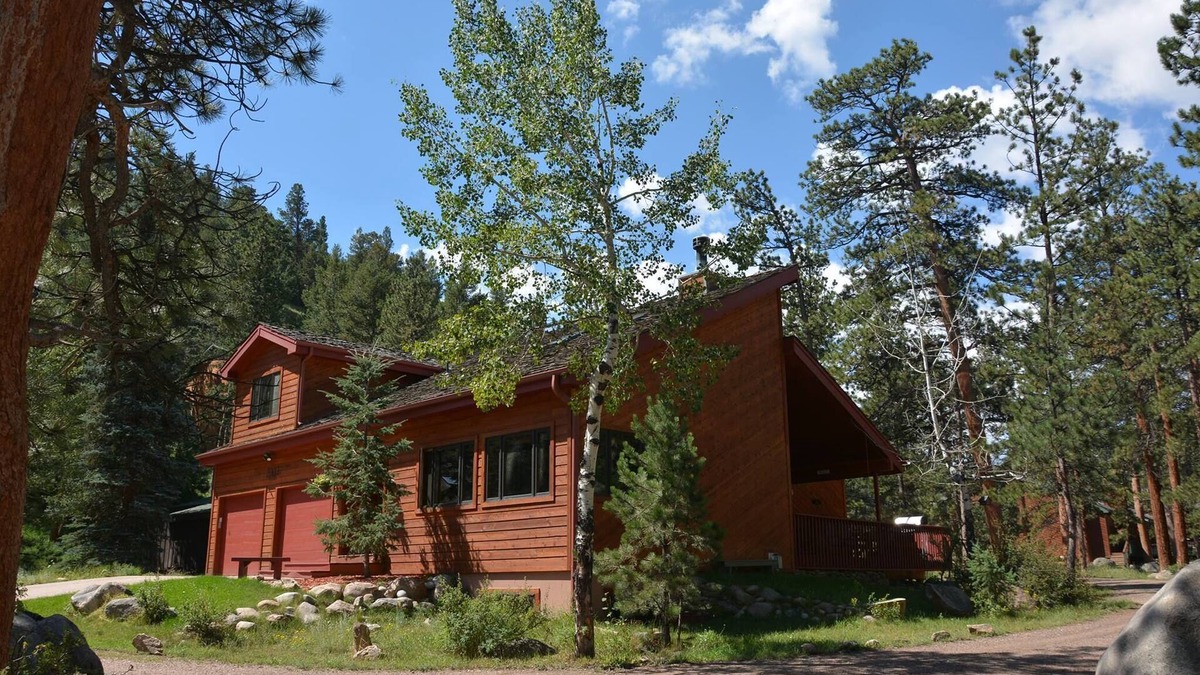 Aspen Brook House | Mountains and Memories - Near Nat’l Park and River, 4 bedroom, early check in