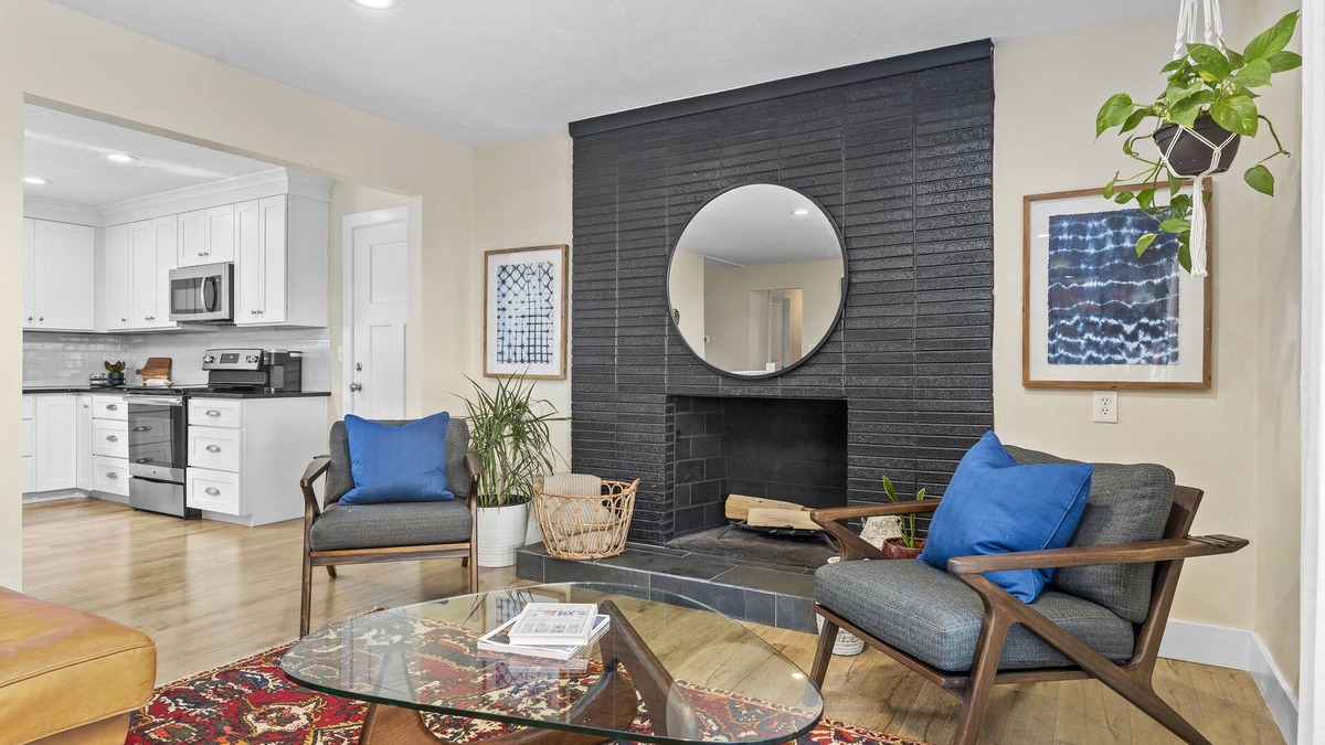 Bountiful House | Mountainside Home close to SLC and Ski Resorts