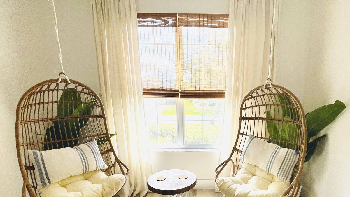 Indian Point House | Movie & Game rooms/Private pool/Car Charger