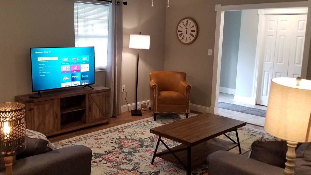 Morristown House | Movie Room. Fenced Yard. 50 Min to Dollywood.