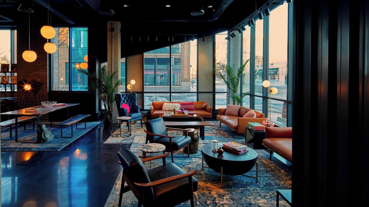 Uptown Hotel | MOXY Minneapolis Uptown