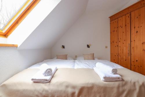 Hakenfelde Apartment | Mozart