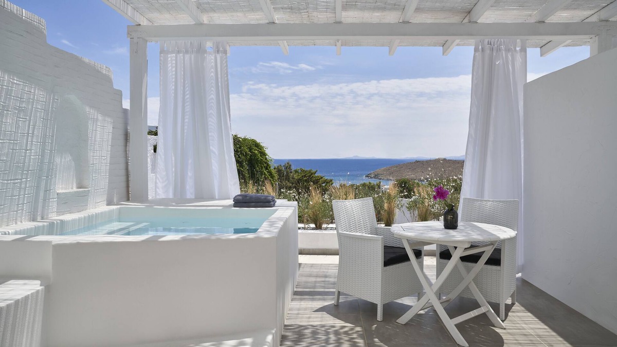 Agios Ioannis Hotel | Mr & Mrs White Tinos