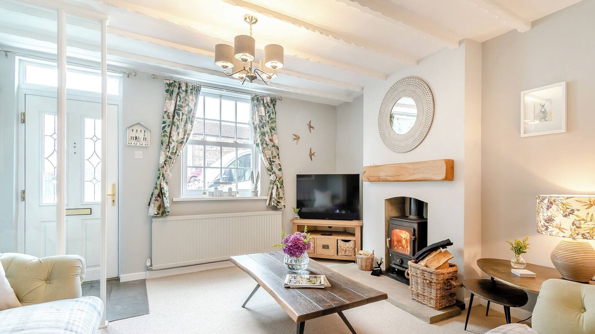 Lund Cottage | Mrs Cracker's Cottage