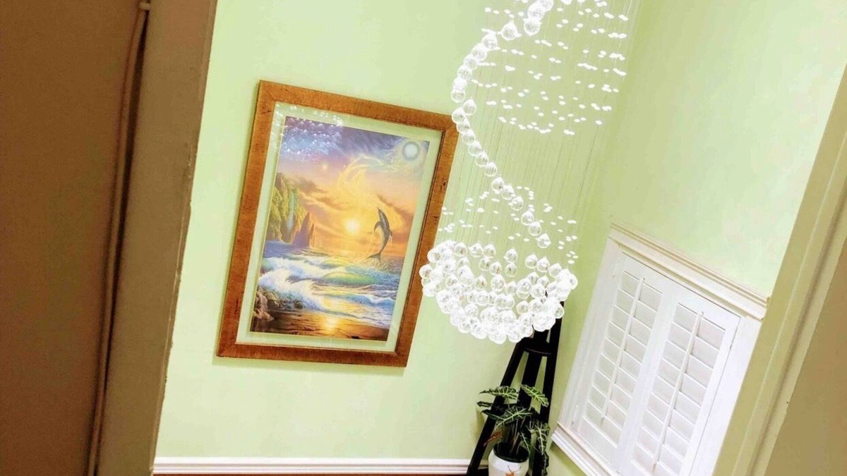 Richmond Heights Apartment | Ms. Marriott’s VHR~Large Studio 4 Beds