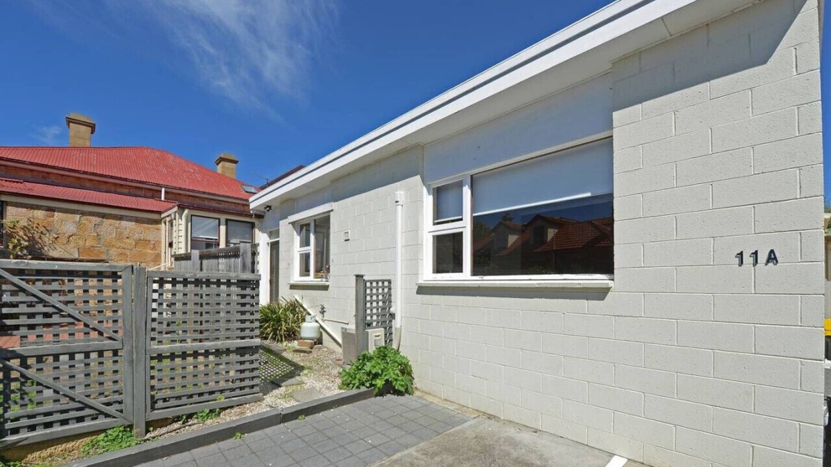 Battery Point Cottage | Ms Sophia's Studio Apartment - Historic Battery Pt