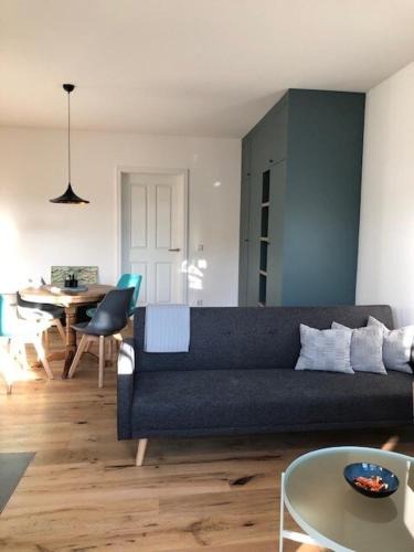 Harleshausen Apartment | MSF Apartment Green Wolf