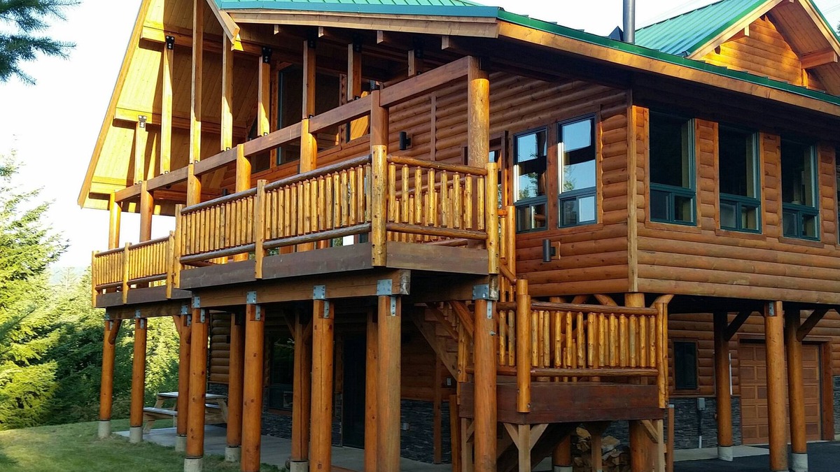Cle Elum Ski Chalet | Mt VIEWS, HGTV - Spectacular Summer Dream LOG HOME, A Family friendly escape!