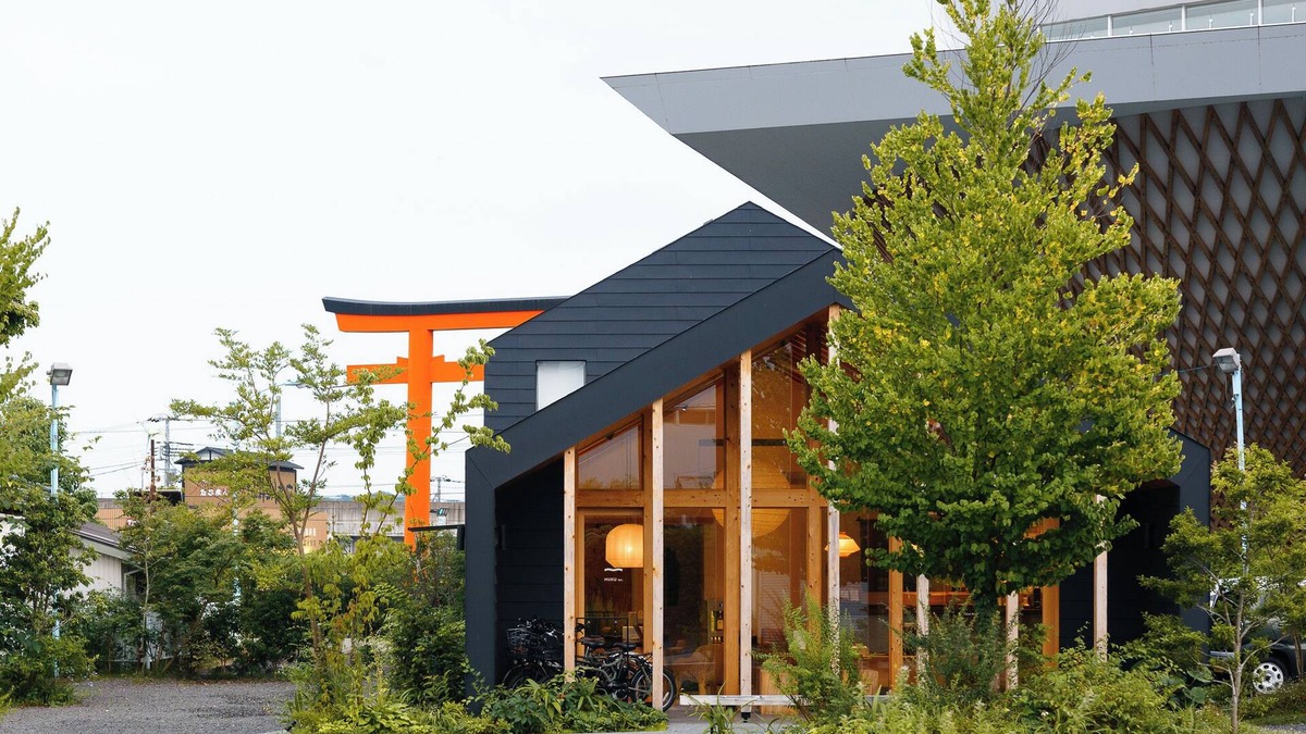 Miyacho Villa | MtFuji Retreat MUKUtensha Fujinomiya natural wood hotel Breakfastincluded