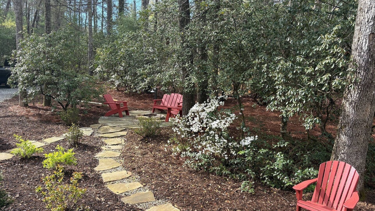 Mountain Rest Cabin | Mtn. Rest Cottage Laurel Suite
