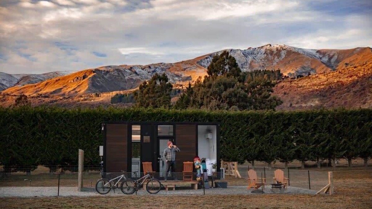 Arrow Junction House | Muddy Hill Moments by Tiny Away