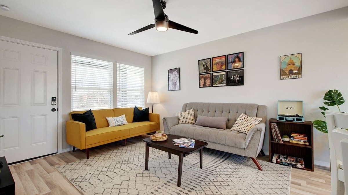 University Hills and Windsor Park House | Mueller District - Family-Friendly - Windsor Park