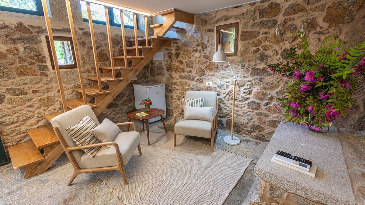 Entrerrios Bed & Breakfast | Muiño de Arriba Suite: restored old water mill with jacuzzi