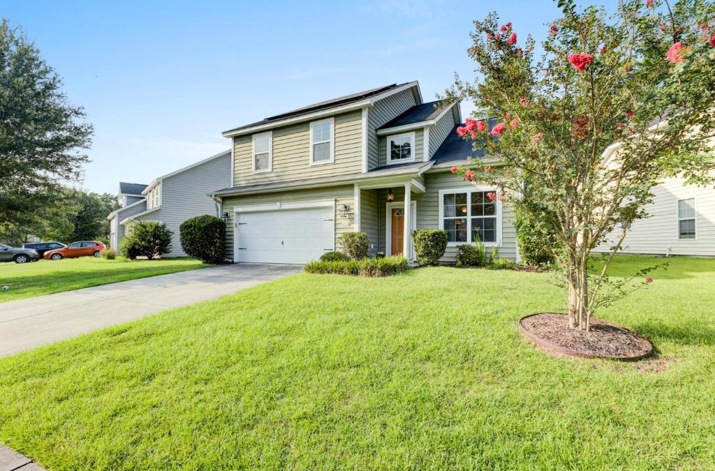 North Charleston Villa | Mulberry home with pond view
