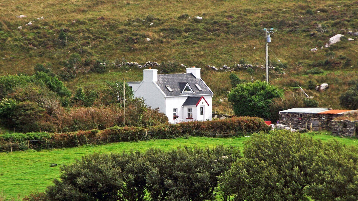 Eyeries Other | Mullane's Cottage - Three Bedroom House, Sleeps 6