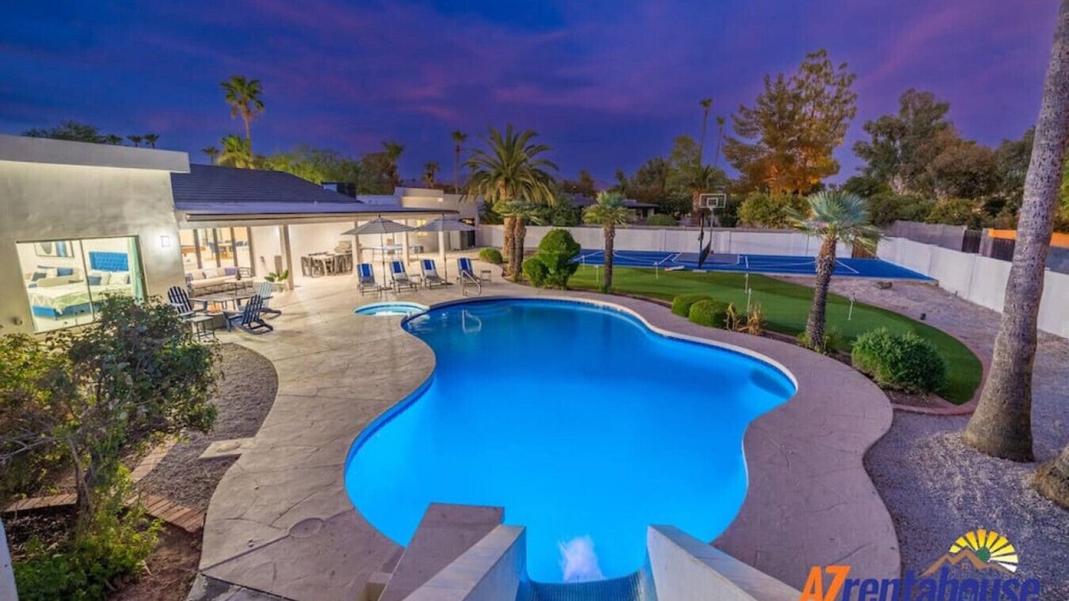Paradise Valley Village House | Multimillion $ ResortVilla+Waterslide+Pickleball Court+Puttting green+spa+gameroom