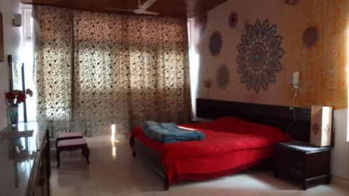 Warud House | Mum's Bougainvillea