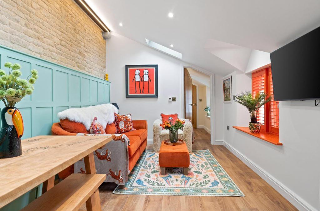 Empingham House | Mushroom Cottage
