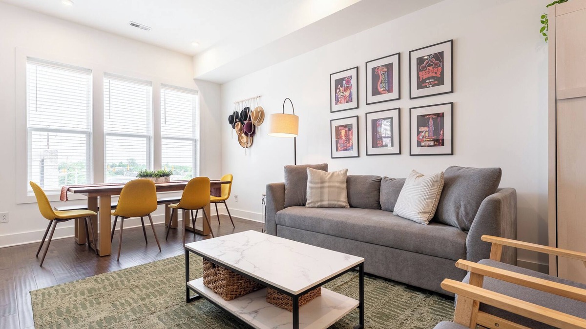 Madison House | Music City Sweetheart - Rooftop Oasis