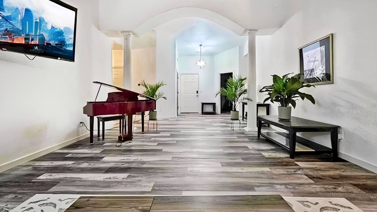 Spanaway House | Must See to Believe! Newly Renovated! Book Today!
