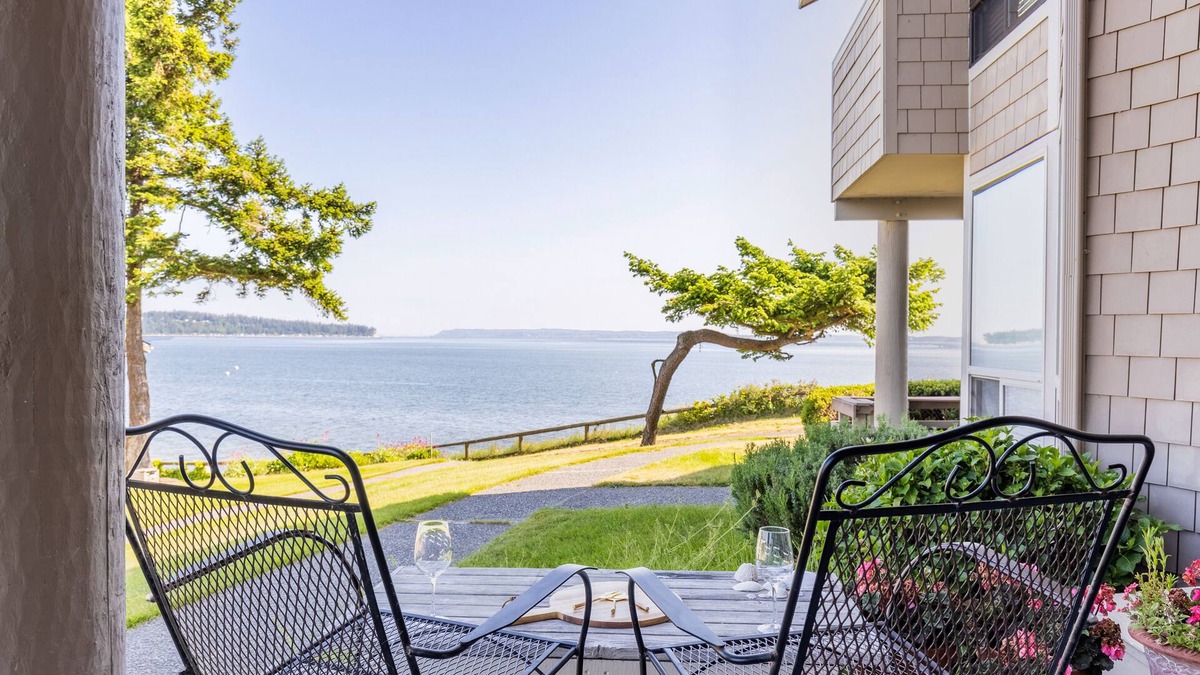 Freeland Condo | Mutiny Bay Condo by AvantStay | Walk to the Beach