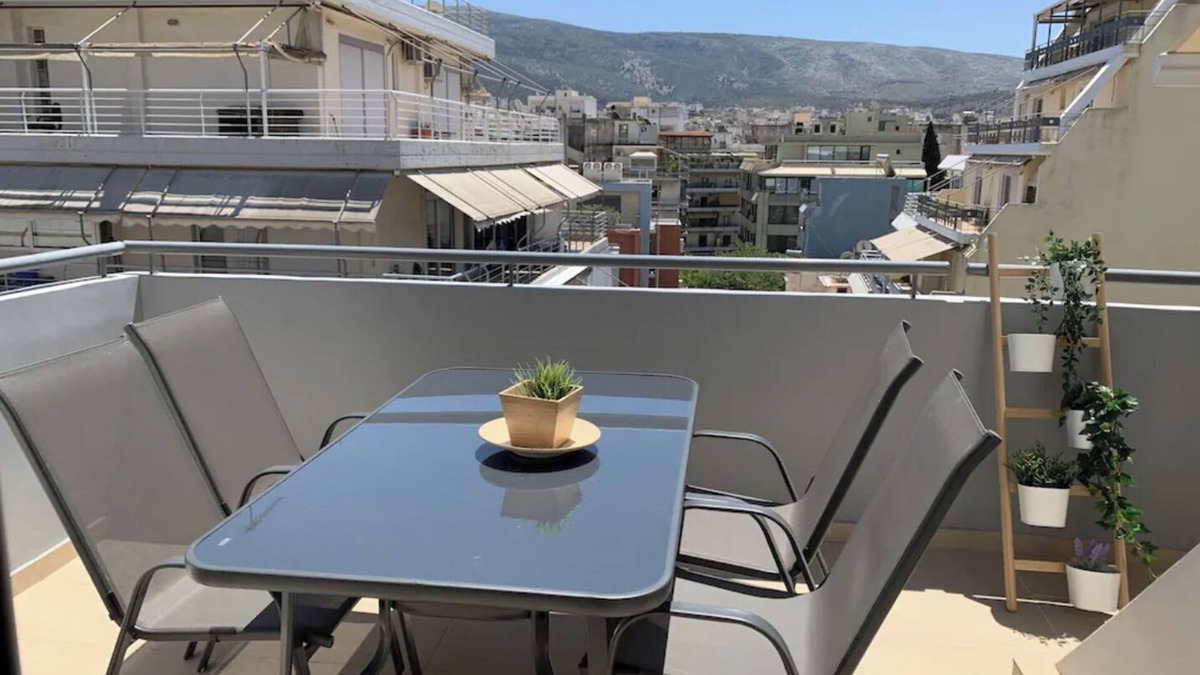 Ampelokipoi Apartment | MV Penthouse in Athens