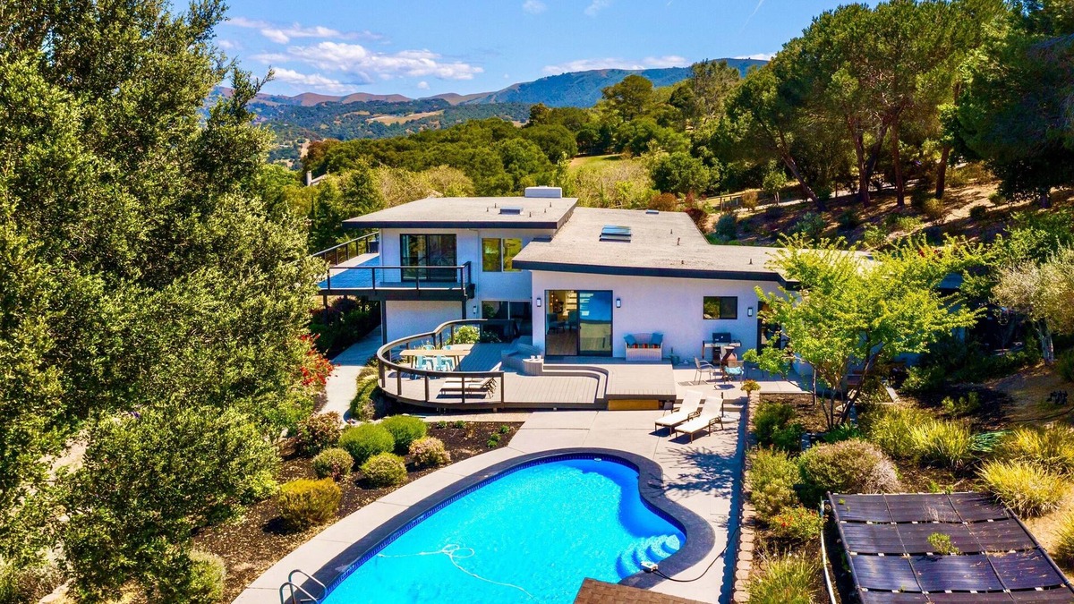 Salinas House | MV41 Carmel Valley 5 Bedroom Home with Pool close to the Village