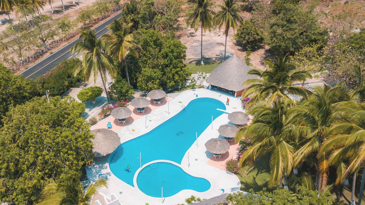 Puerto Escondido Hotel | Hotel & Club Campestre Altos Paraiso