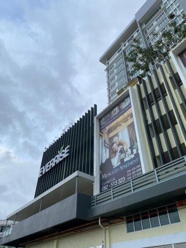 Pusat Komersil Lee Ling Apartment | My Exclusive StayCation, Metrocity