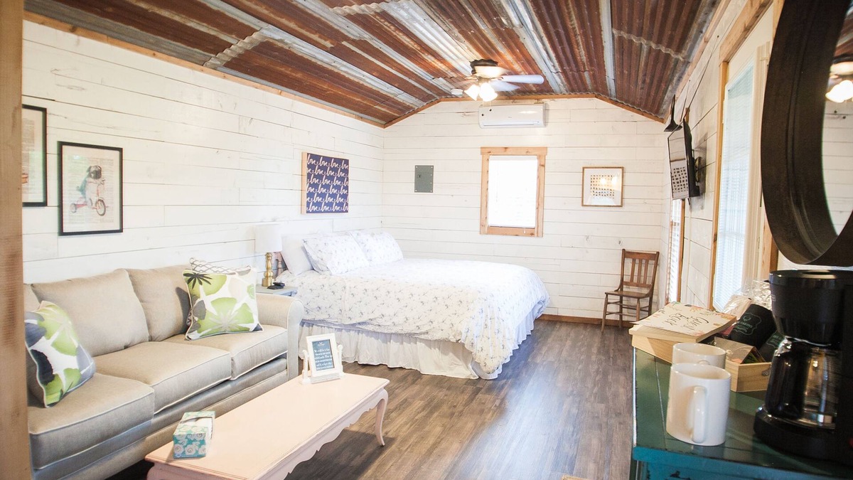 Driftwood Cabin | My Good Place - Cabins Onion Creek