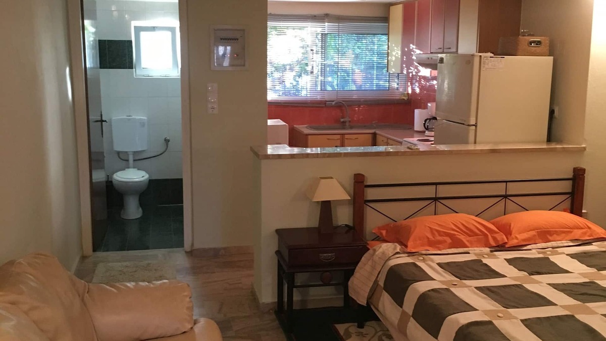 Kropia Apartment | My place is located in a quiet neighbour.Comfortable place and fully equipped.