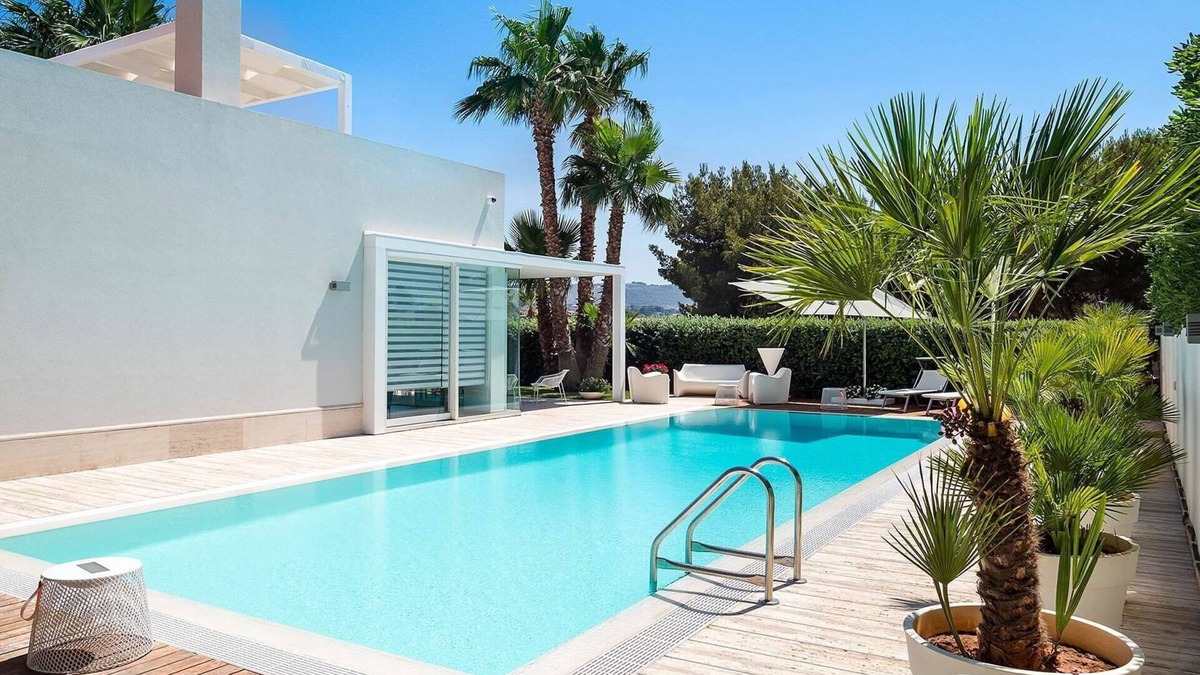 Custonaci Villa | My Rental Homes - Villa Rossini with pool surrounded by large terraces and garden