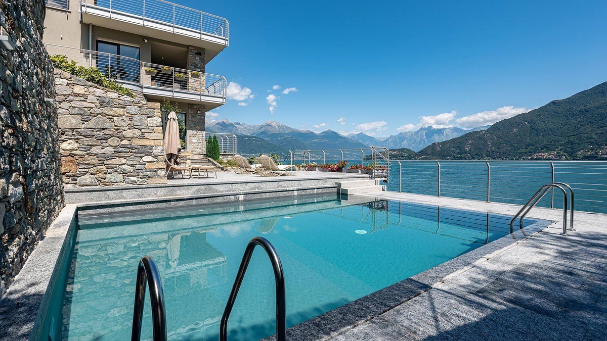 Vignola Villa | My Rental Homes - Villa Perla with pool, jacuzzi, and spectacular view of the Lake